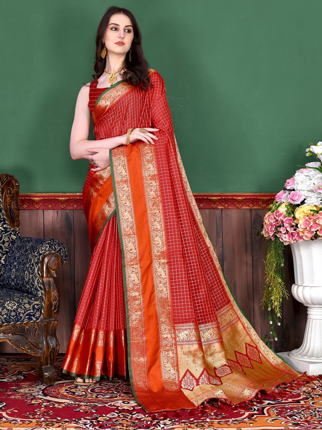 

PHEASANT Checked Woven Design Zari Pure Silk Saree, Red