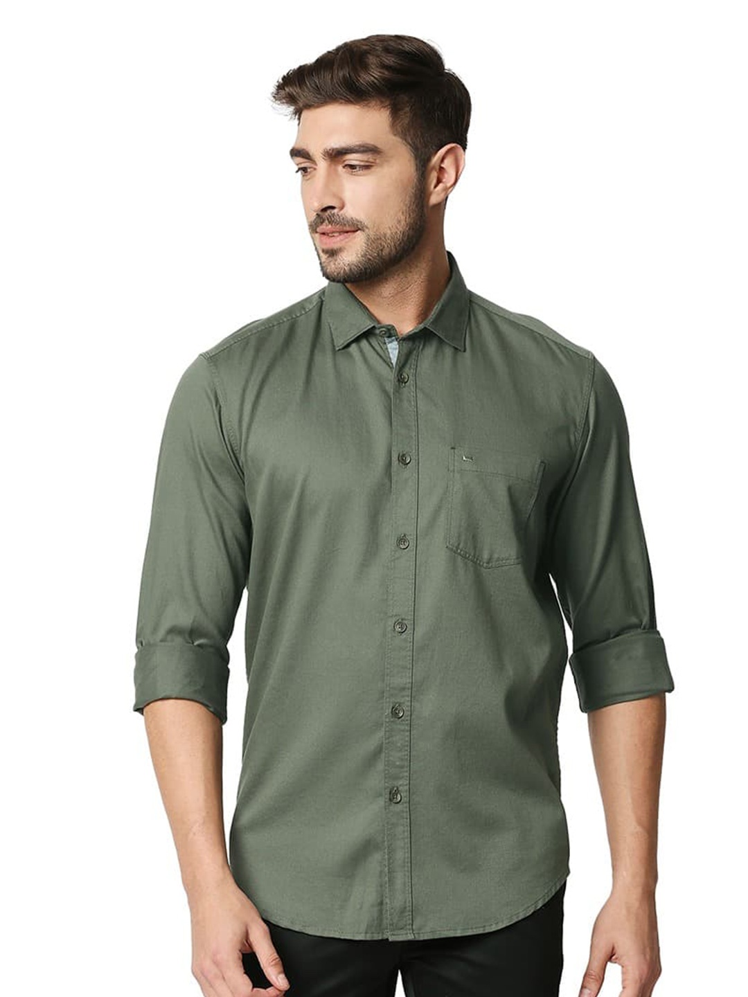 

Basics Spread Collar Slim Fit Opaque Casual Shirt, Green