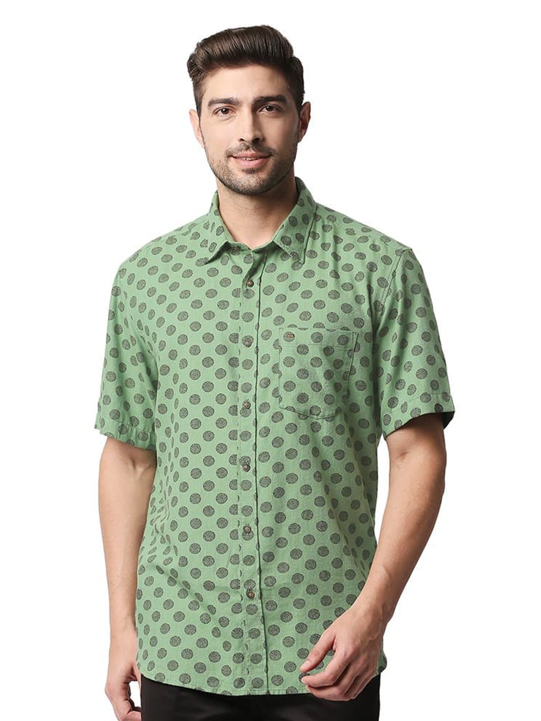 

Basics Slim Fit Opaque Polka Dots Printed Cotton Casual Shirt, Green