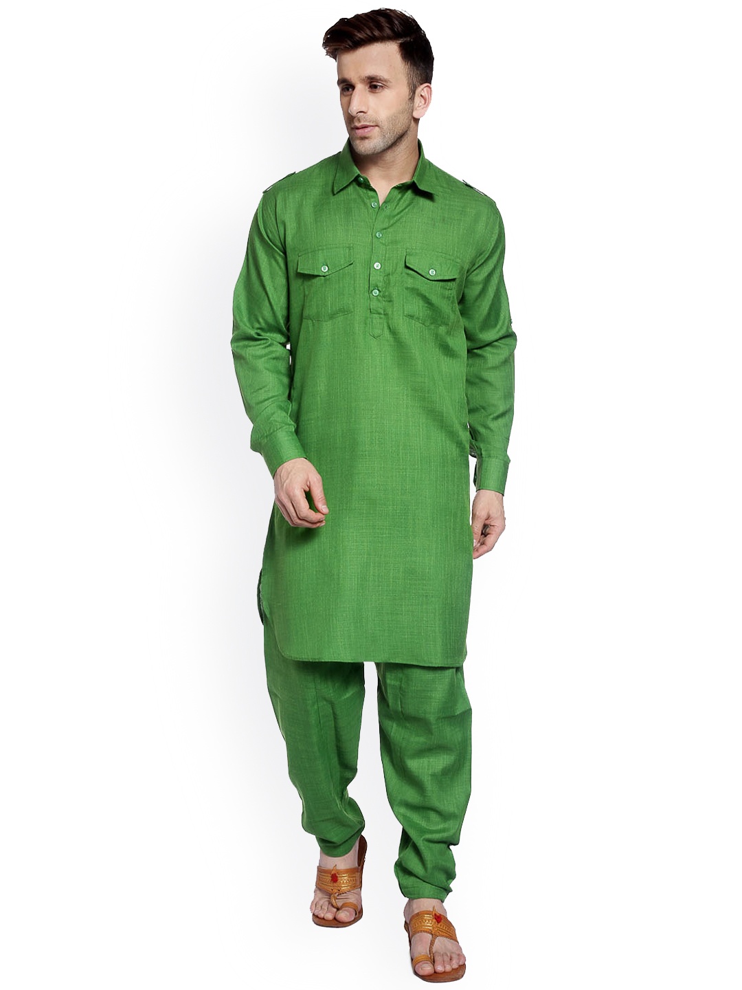 

Hangup Men Green Solid Kurta with Pyjama