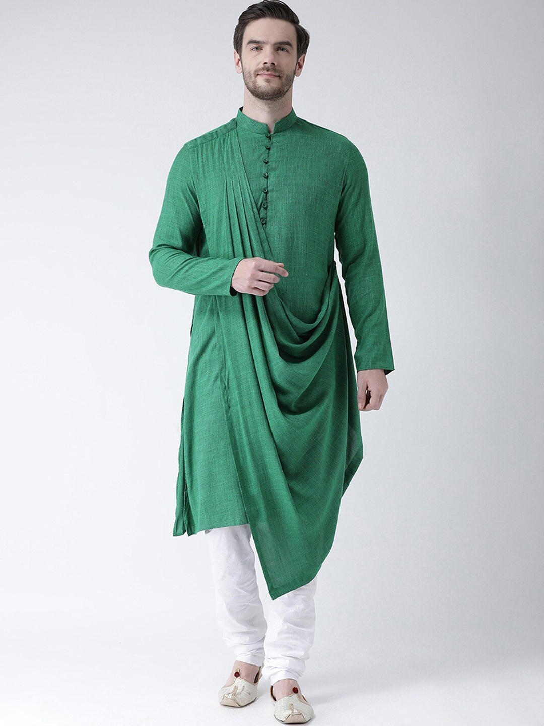 

DEYANN Mandarin collar Flared Sleeves Woven Design Straight Kurta, Green