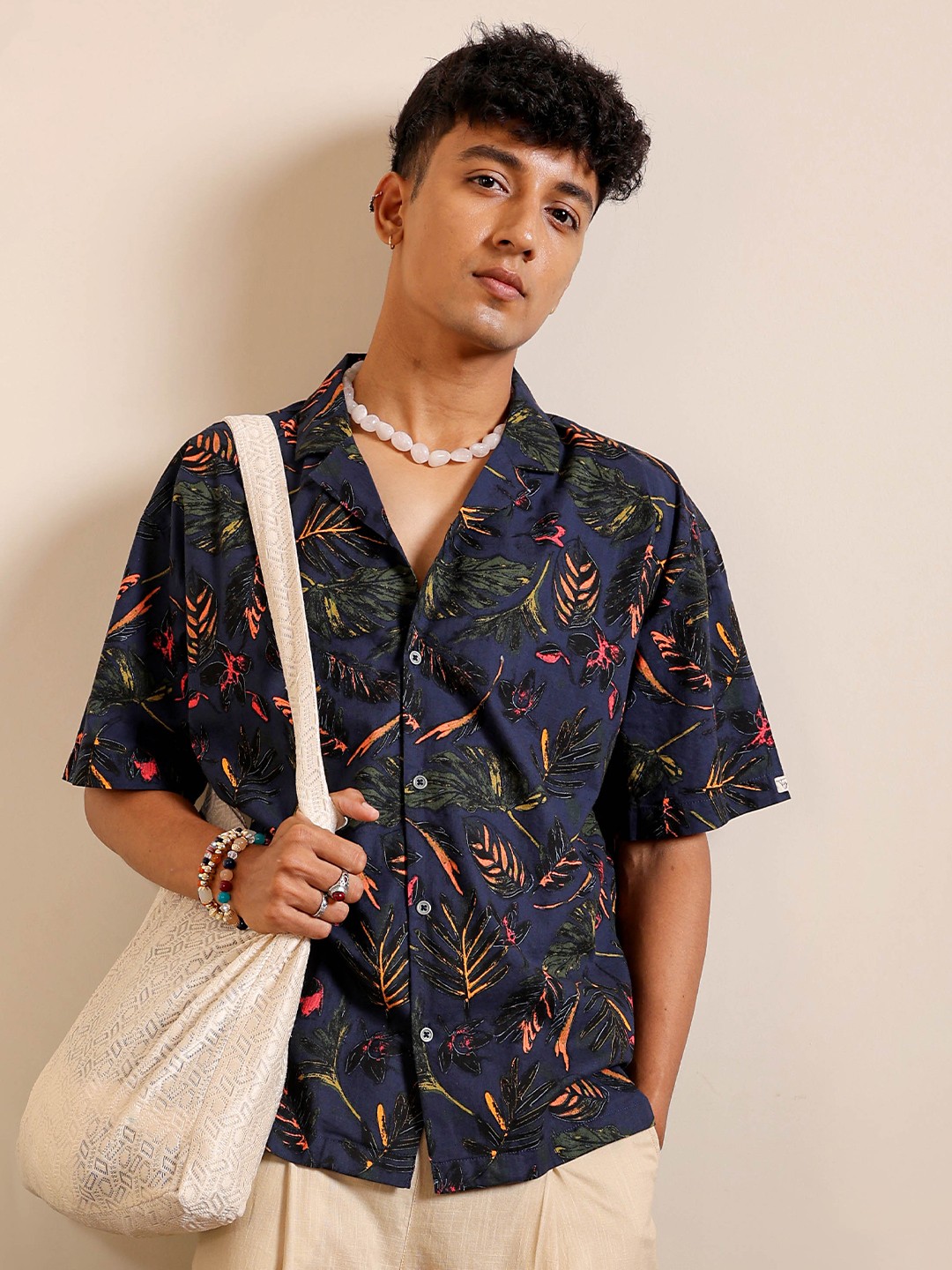 

The Indian Garage Co Men Relaxed Fit Tropical Printed Resortwear Shirt, Navy blue