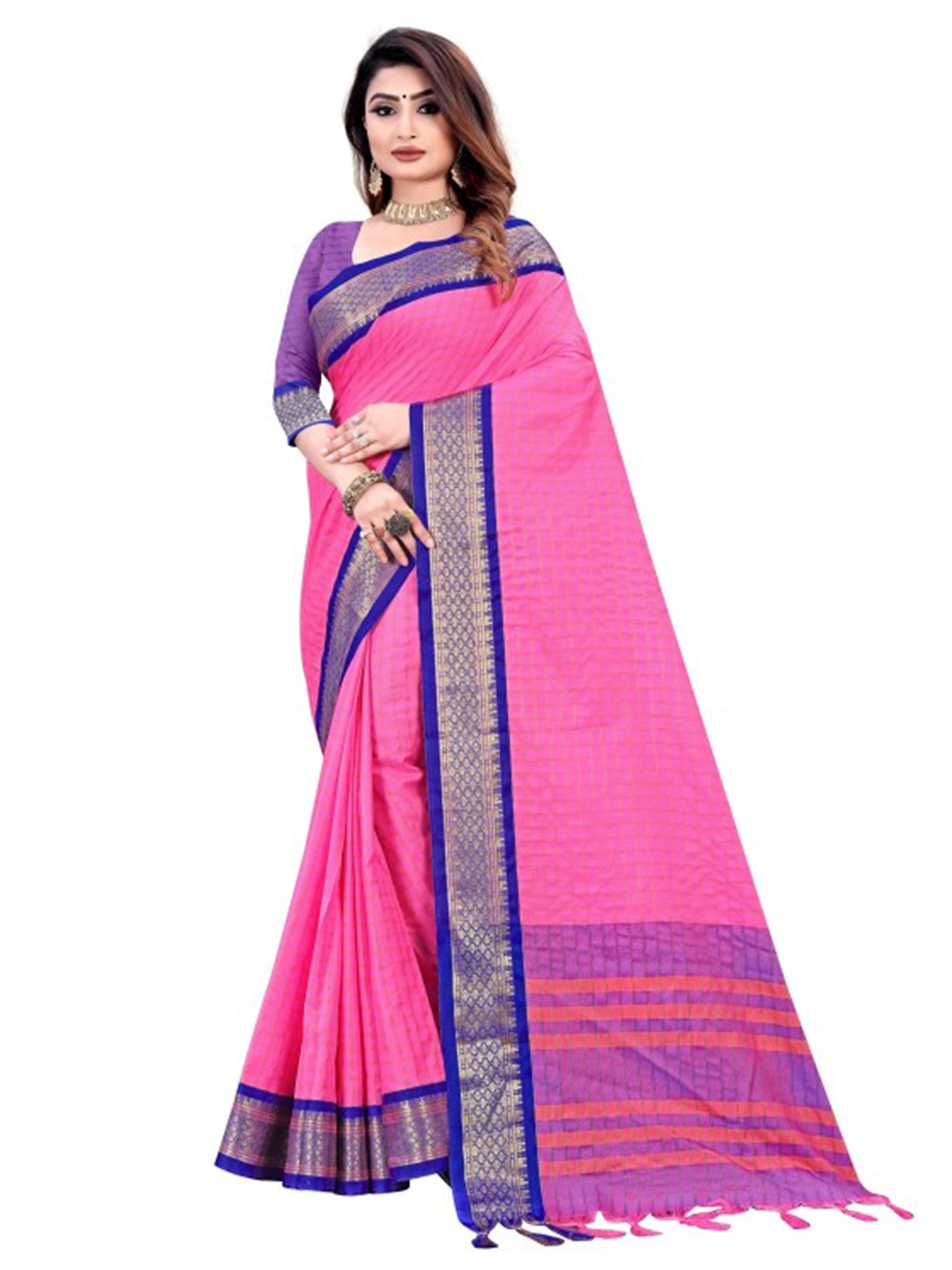 

Hensi sarees shop Checked Woven Design Zari Silk Cotton Pochampally Saree, Pink