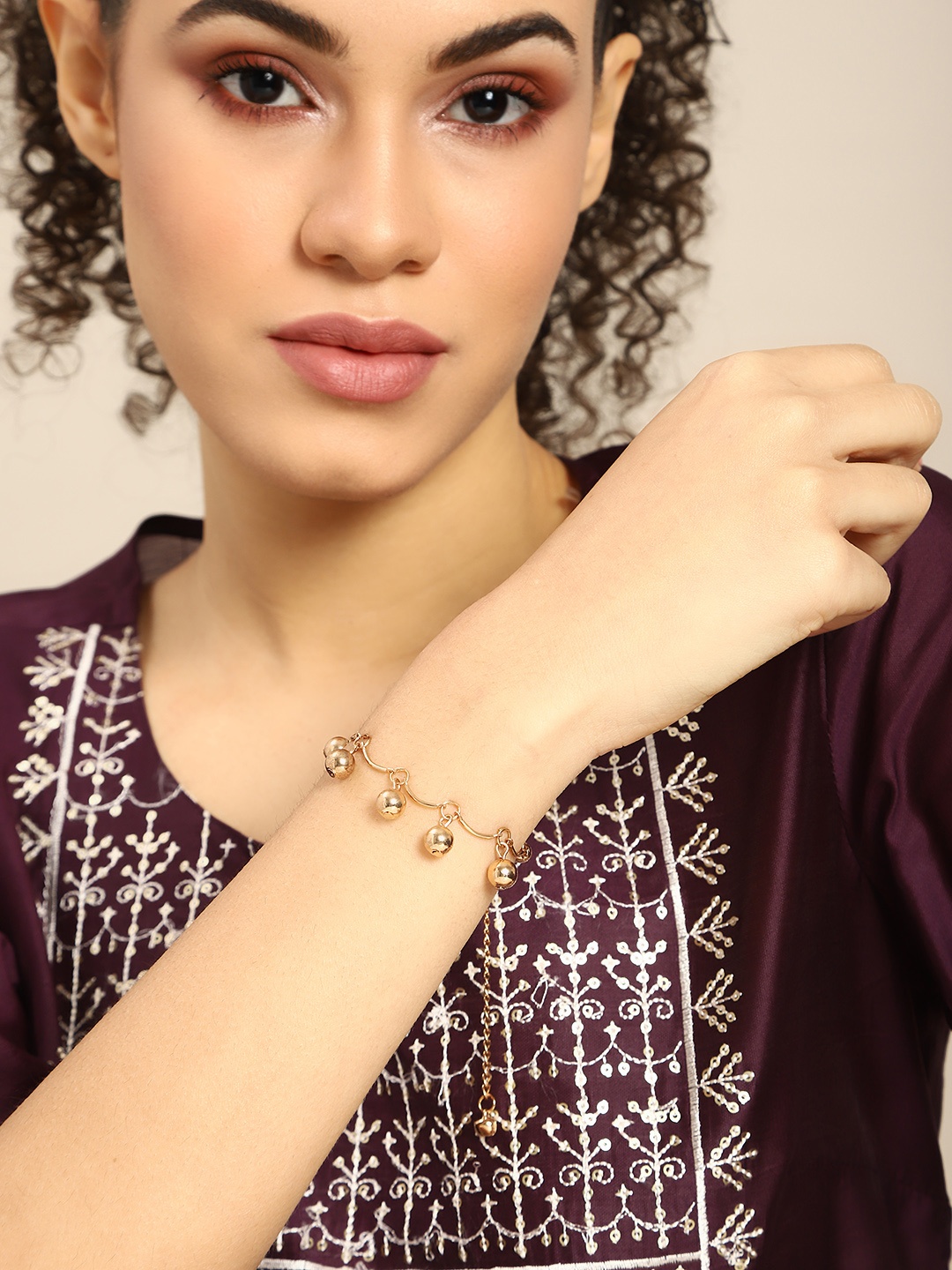 

Sangria Women Gold-Plated Charm Bracelet