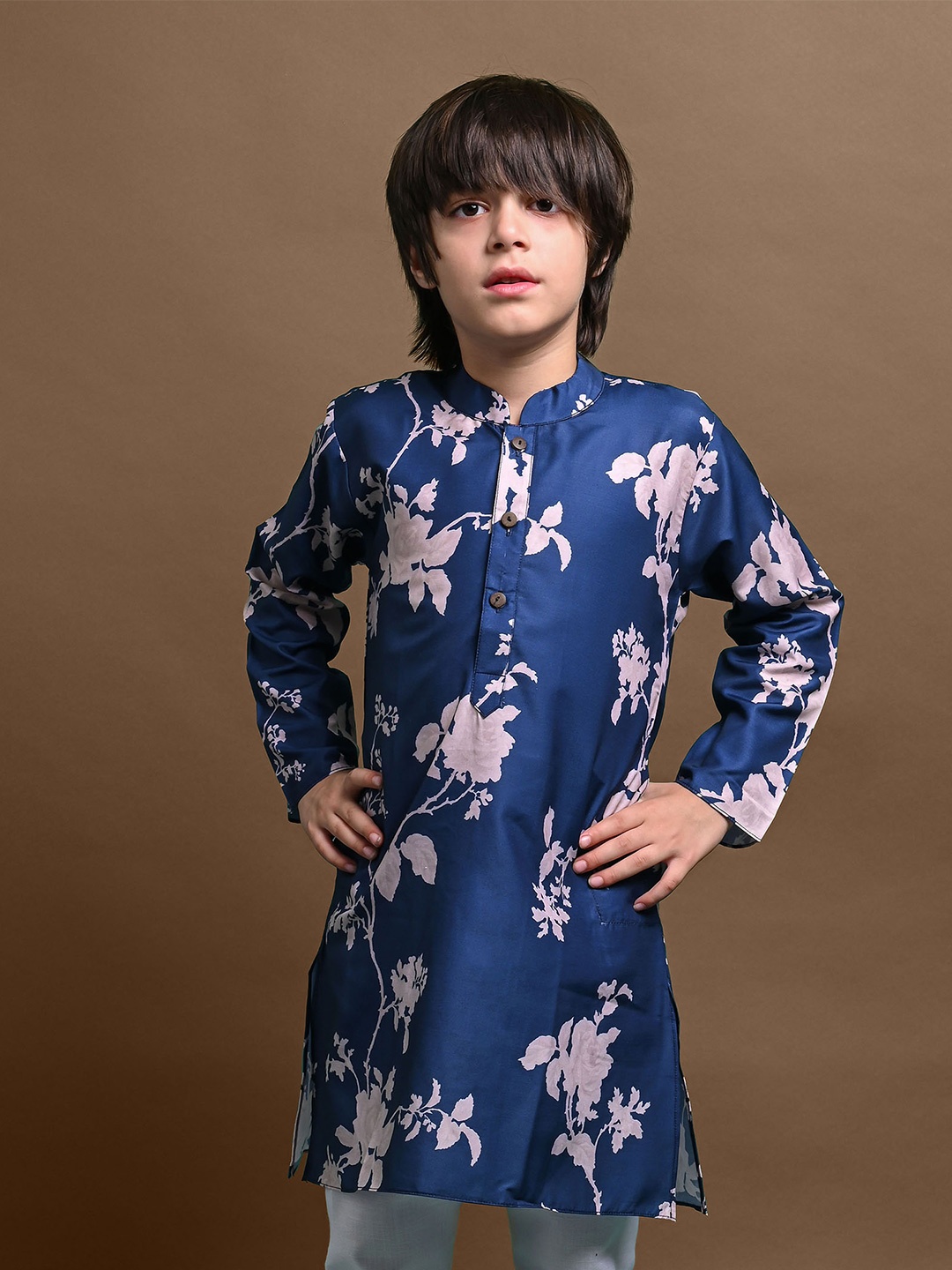 

VESHAM Boys Floral Printed Mandarin Collar Straight Kurta, Blue