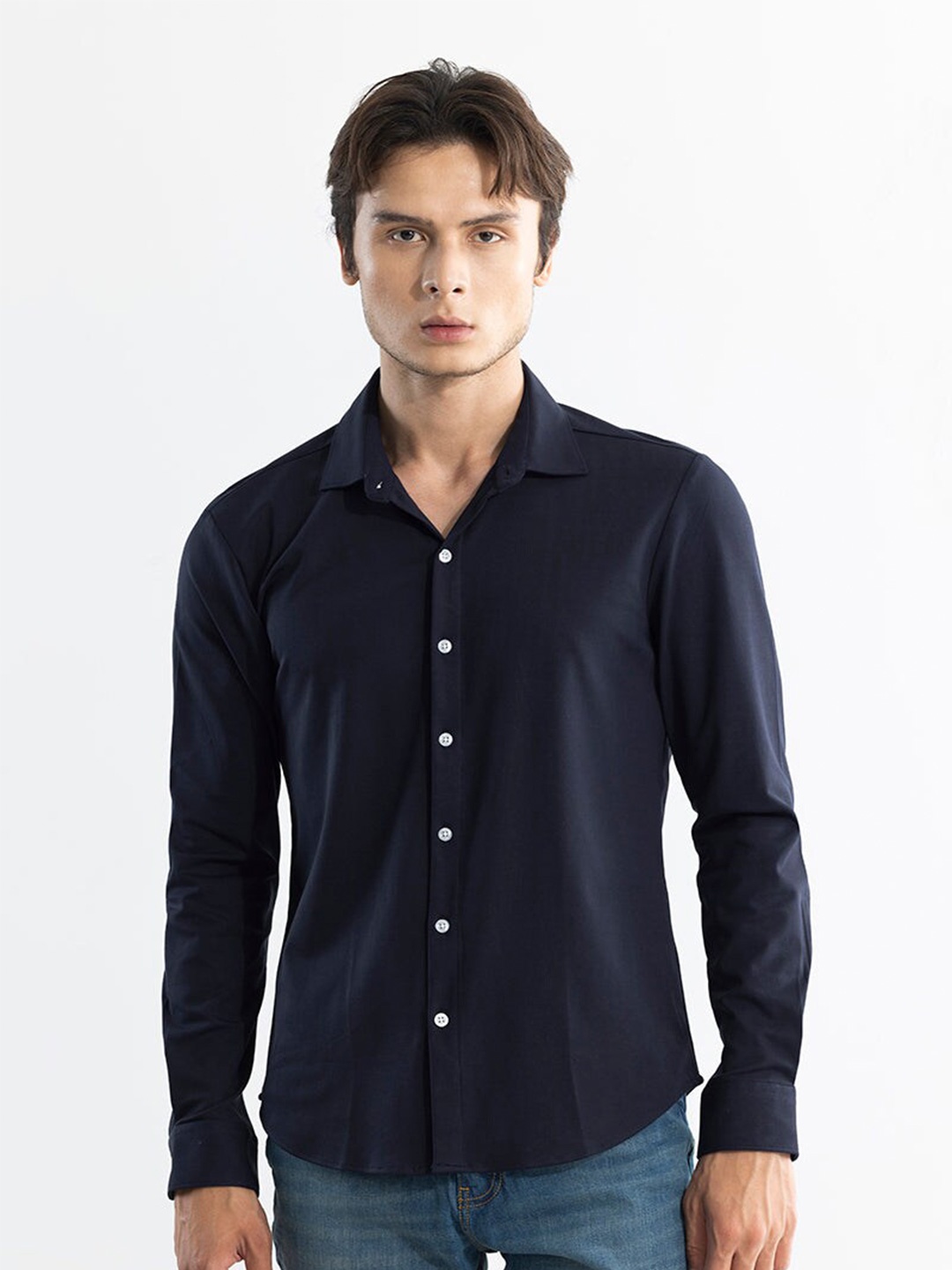 

Snitch Navy Blue Classic Slim Fit Cotton Casual Shirt