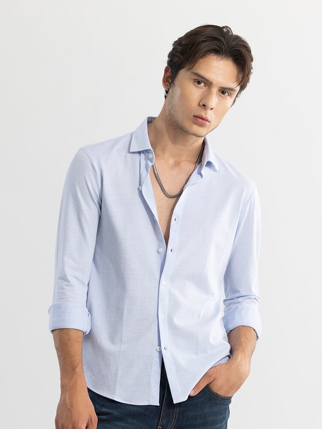 

Snitch Blue Classic Slim Fit Cotton Casual Shirt