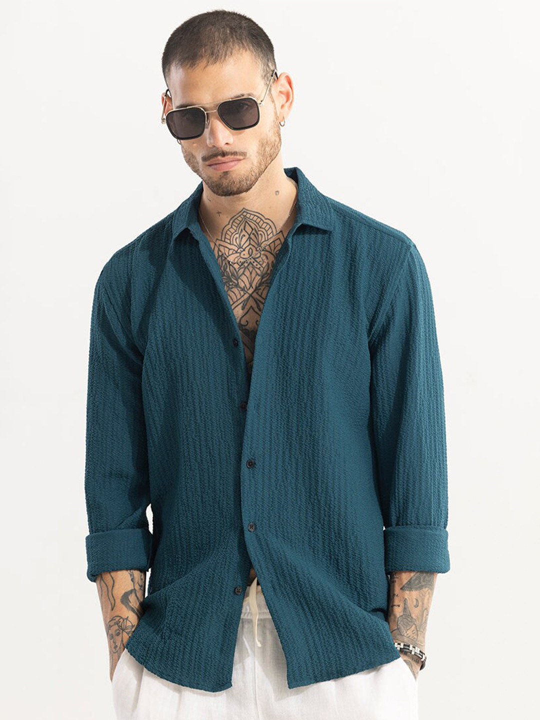 

Snitch Blue Classic Slim Fit Textured Casual Shirt