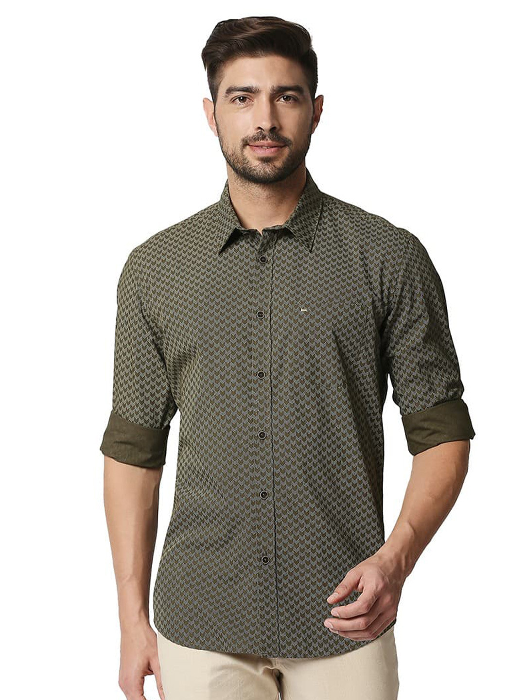 

Basics Slim Fit Abstract Printed Cotton Casual Shirt, Green