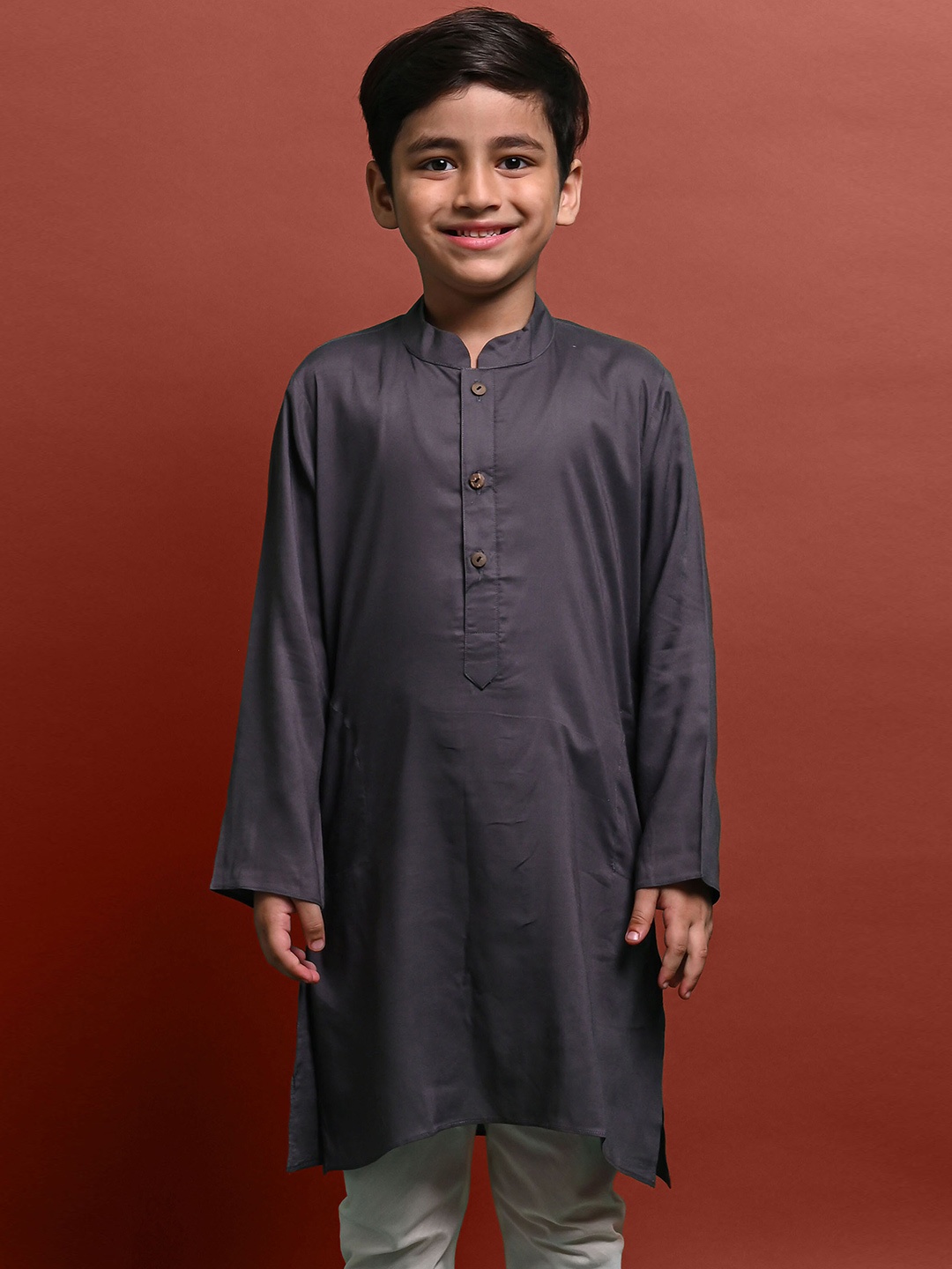 

VESHAM Boys Mandarin Collar Long Sleeves Straight Kurta, Grey