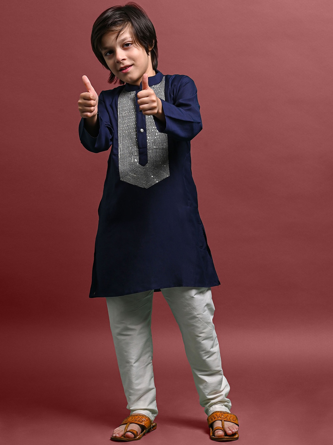 

VESHAM Boys Thread Work Mandarin Collar Kurta, Navy blue
