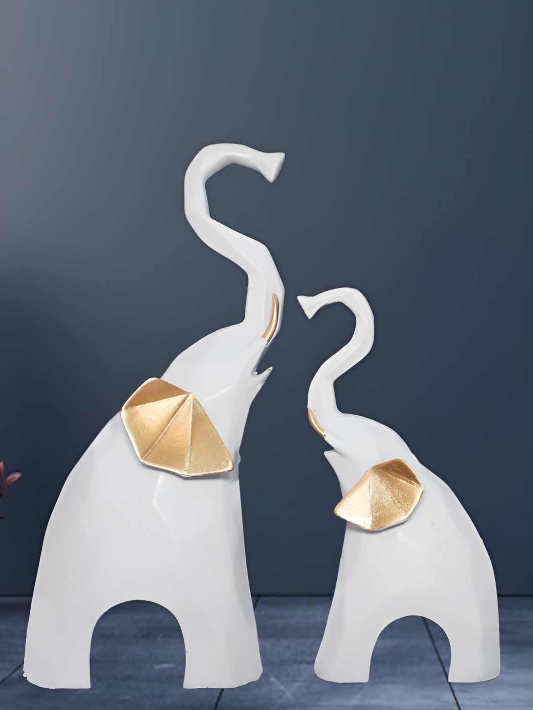 

JAIPUR ACE White Figurine Showpiece