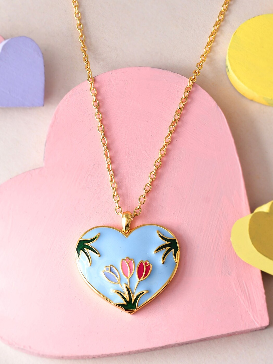 

Voylla Gold Plated Floral Heart Shape Pendant With Chain