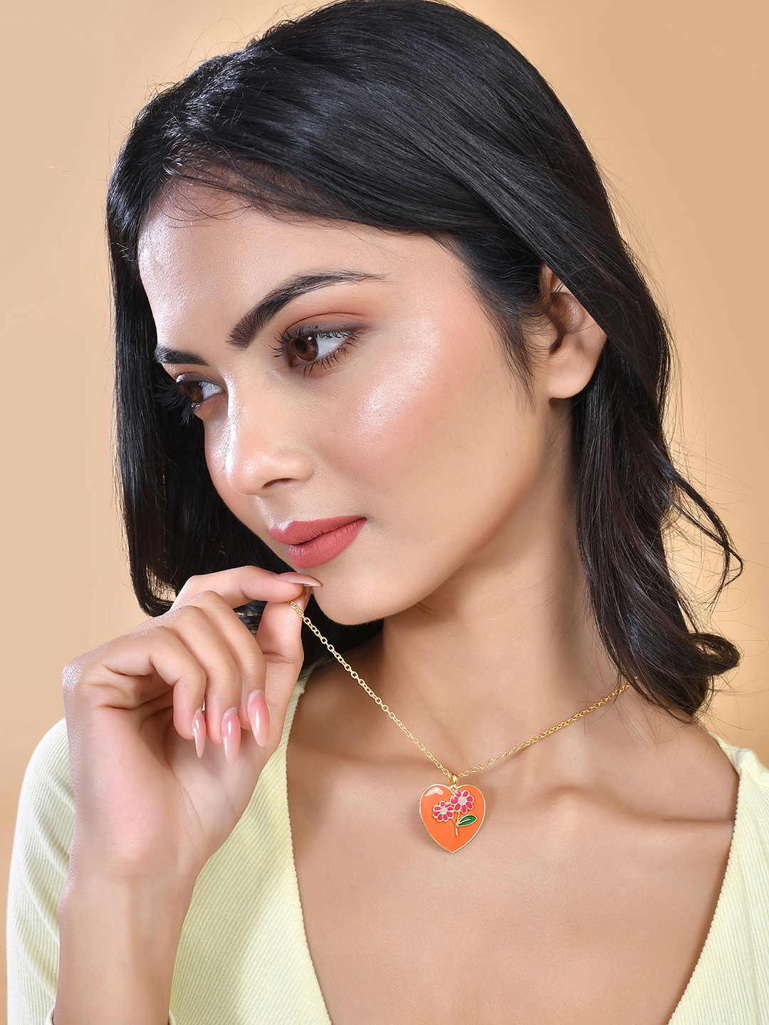 

Voylla Gold-Plated Heart-Shaped Pendants & Chains, Red