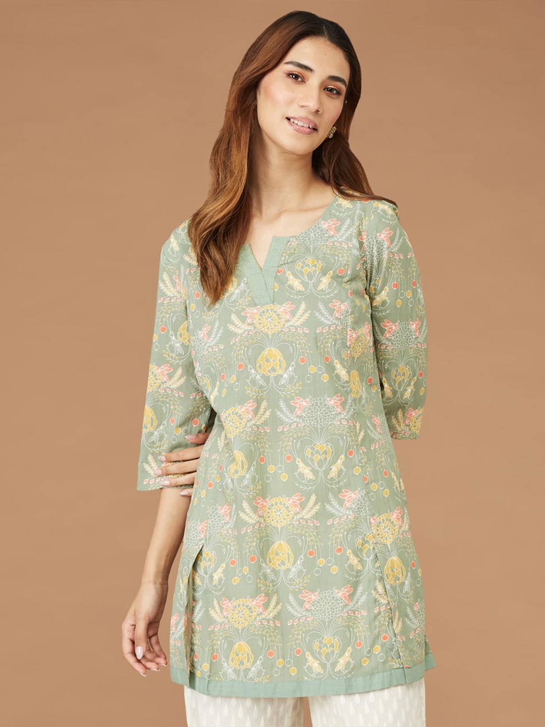 

Fabindia Floral Printed Notch Neck A-Line Kurti, Green