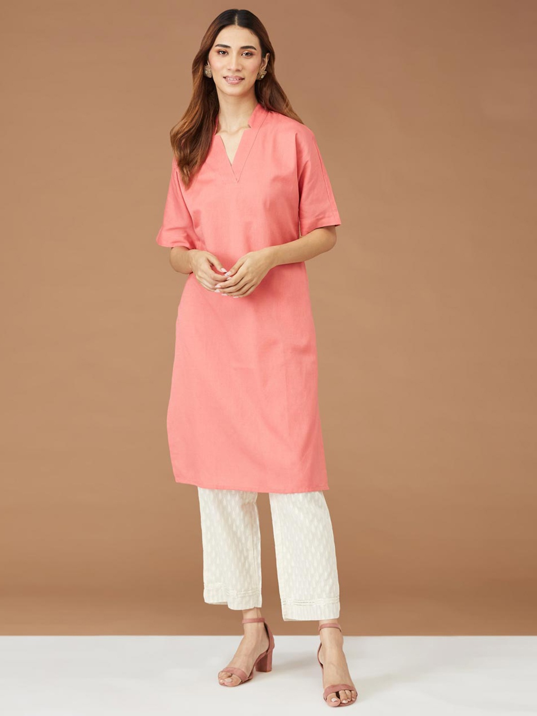 

Fabindia V-Neck Straight Kurta, Coral