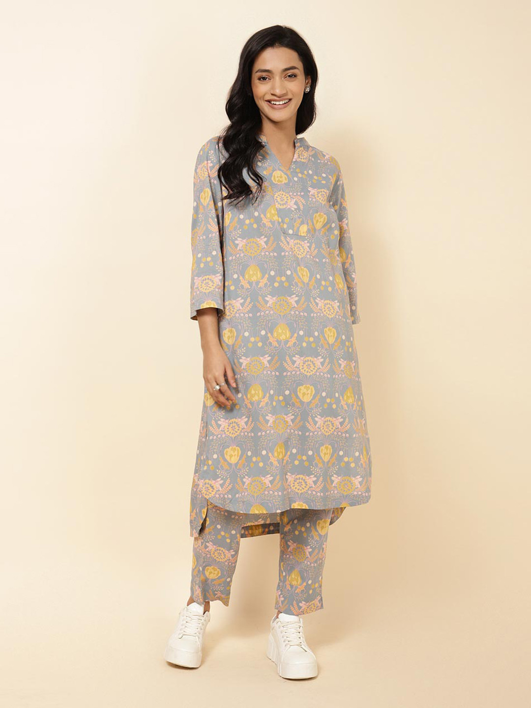 

Fabindia Printed Mandarin Collar Straight Kurta with Trousers, Grey