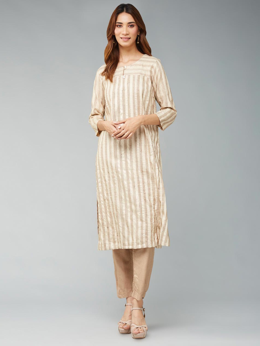 

Fabindia Striped Printed Keyhole Neck Silk Straight Kurta, White