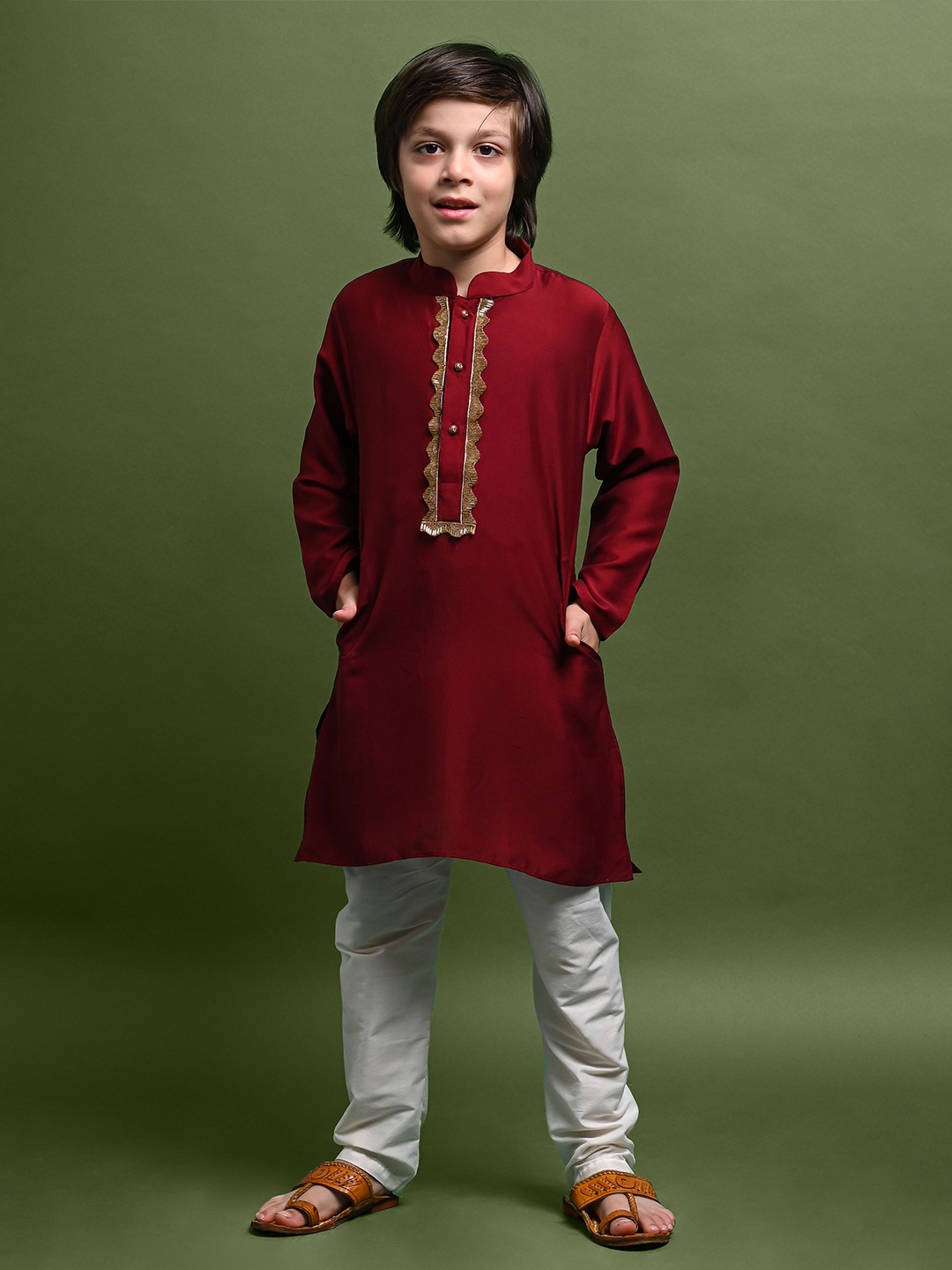 

VESHAM Boys Maroon Thread Work Kurta