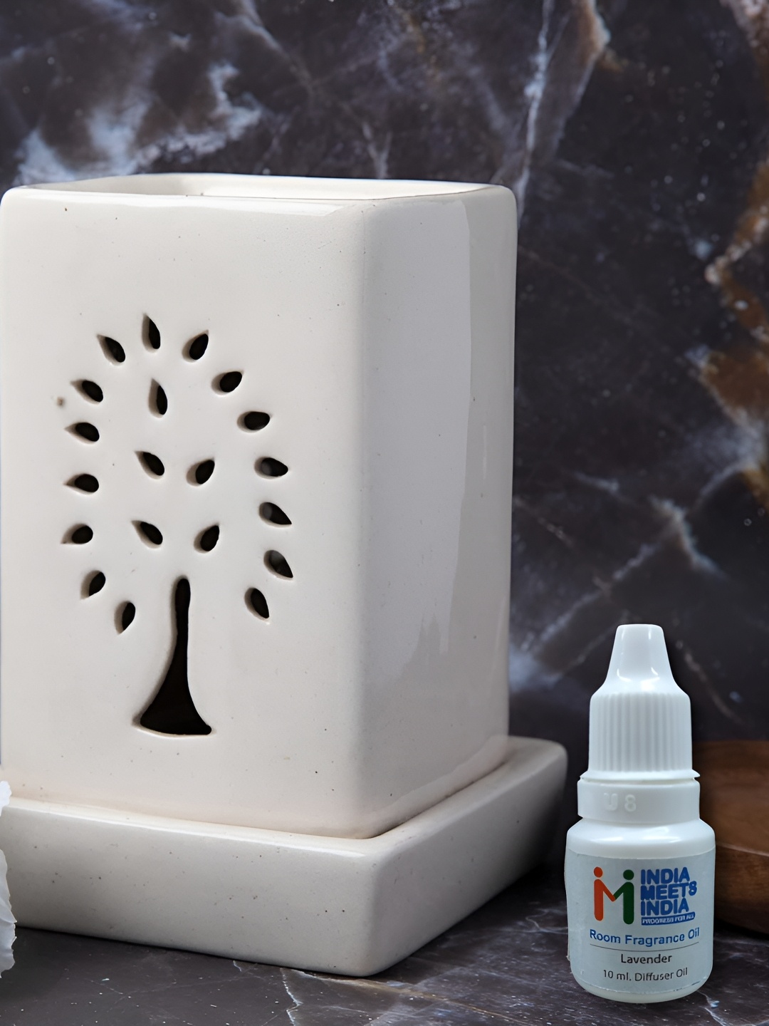 

INDIA MEETS INDIA White Tree Cut Ceramic Electric Aroma Diffuser With Lavender Oil 10ml