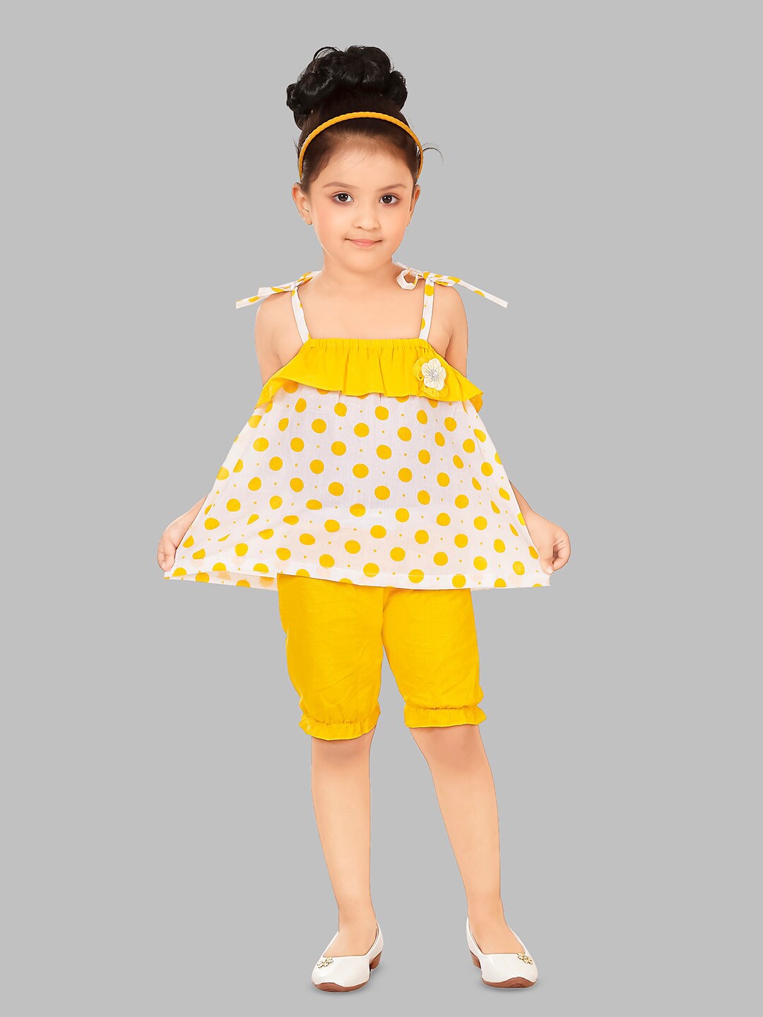 

BAESD Girls Printed Sleeveless Top with Capris, Yellow