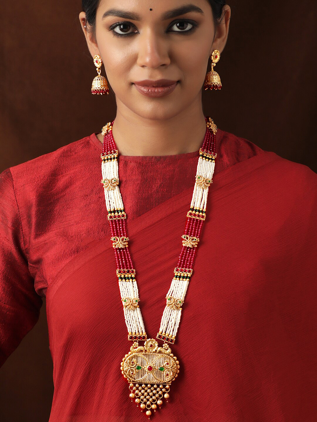 

Rubans Gold-Plated Artificial Stones-Studded & Beaded Necklace & Earrings