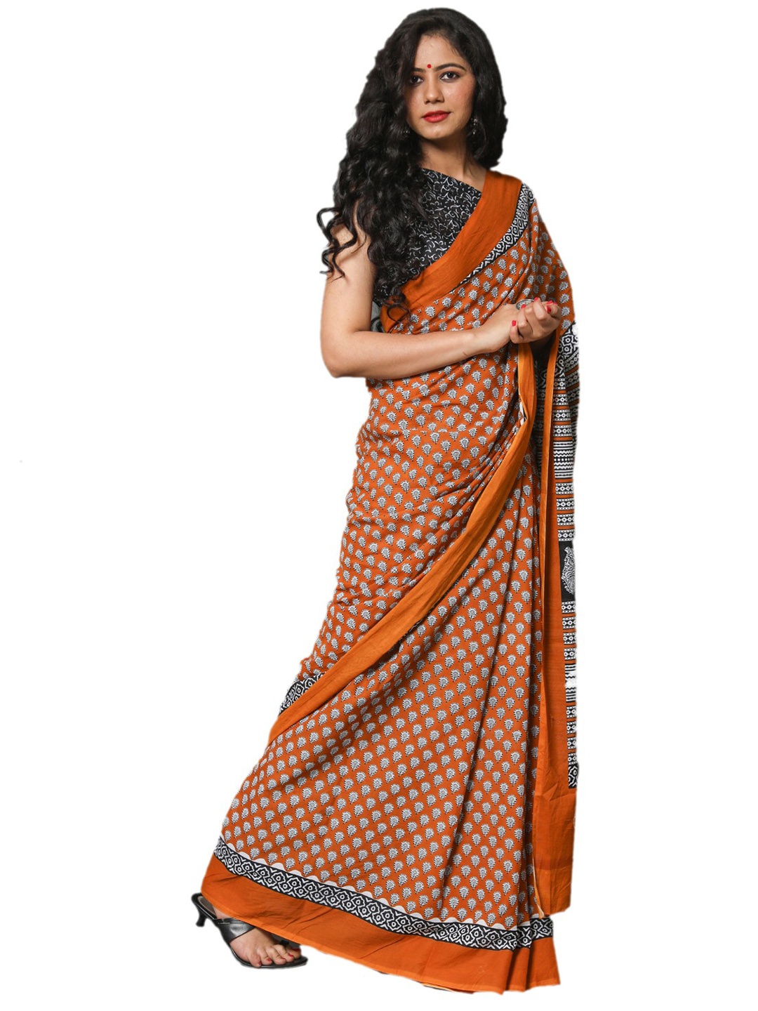 

JALTHER Ethnic Motifs Block Print Pure Cotton Saree, Mustard