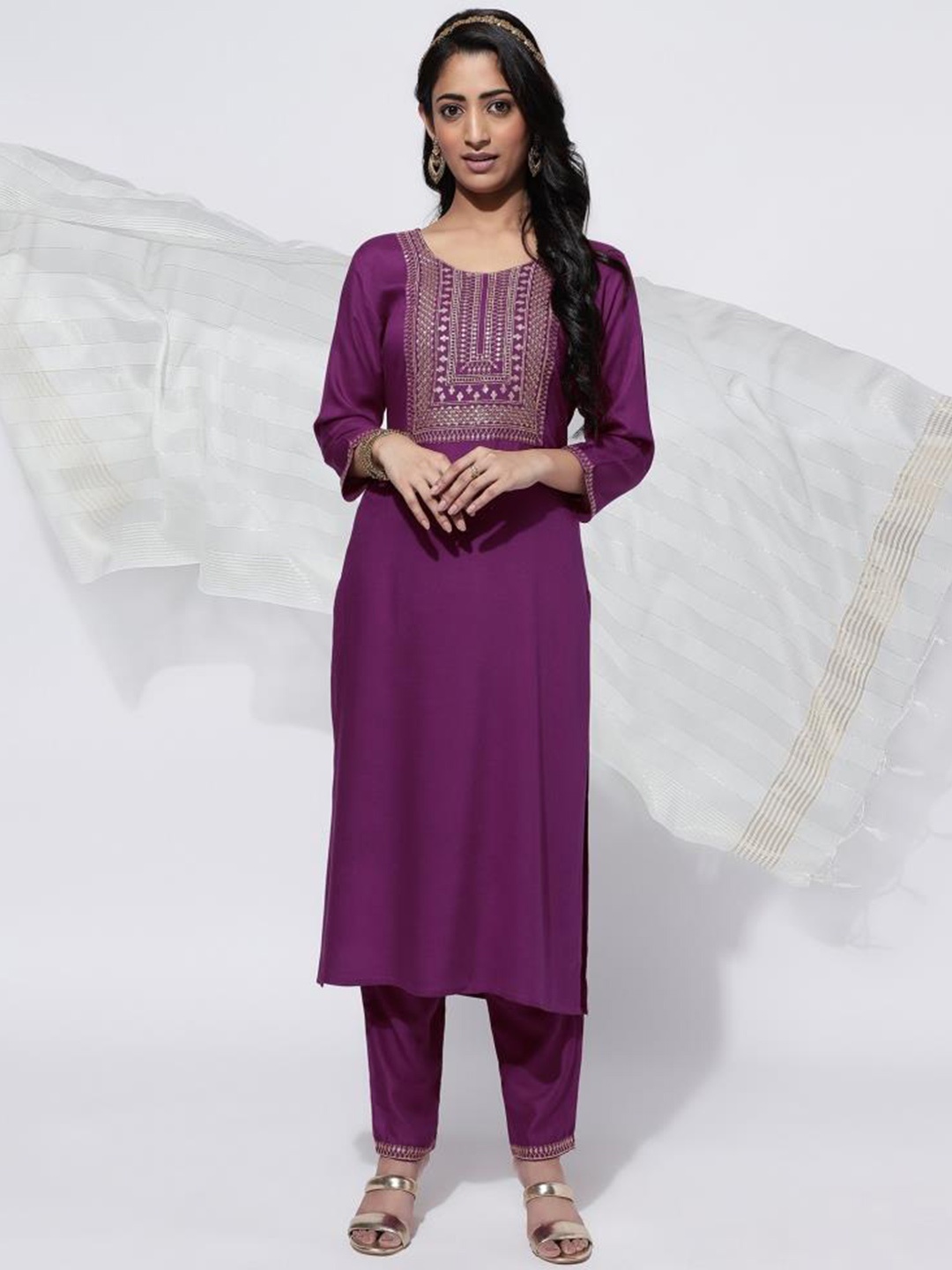 

Twika Ethnic Motifs Embroidered Regular Kurta With Trousers & Dupatta, Purple