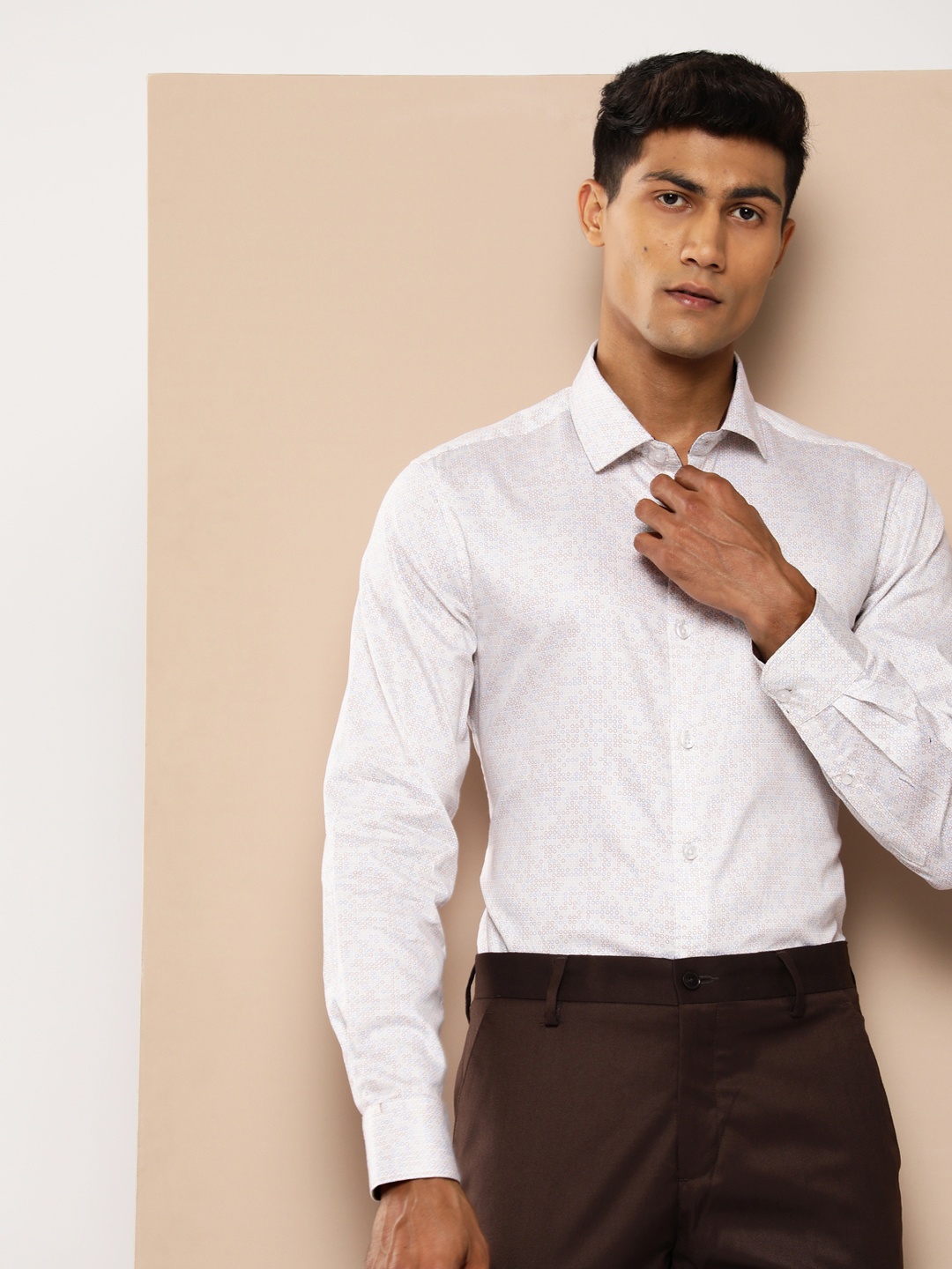 

INVICTUS Pure Cotton Slim Fit Printed Semiformal Shirt, White