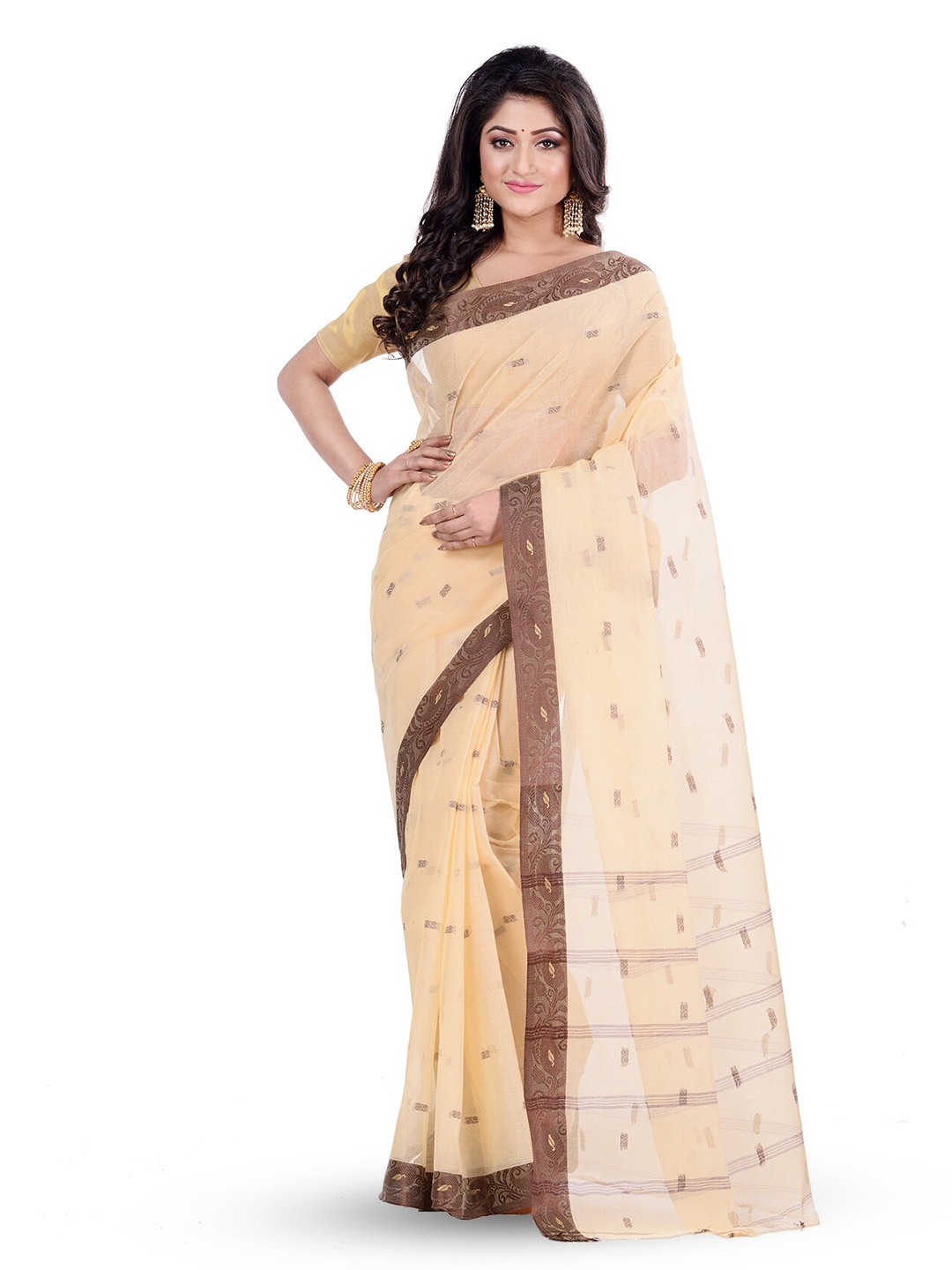 

Ruuprekha Woven Design Zari Pure Cotton Taant Saree, Cream