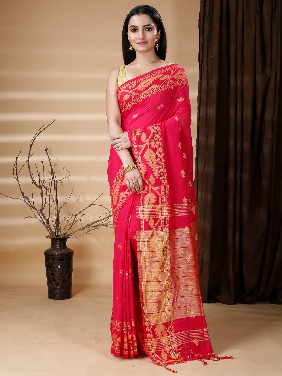 

Ruuprekha Woven Design Zari Silk Cotton Khadi Saree, Red