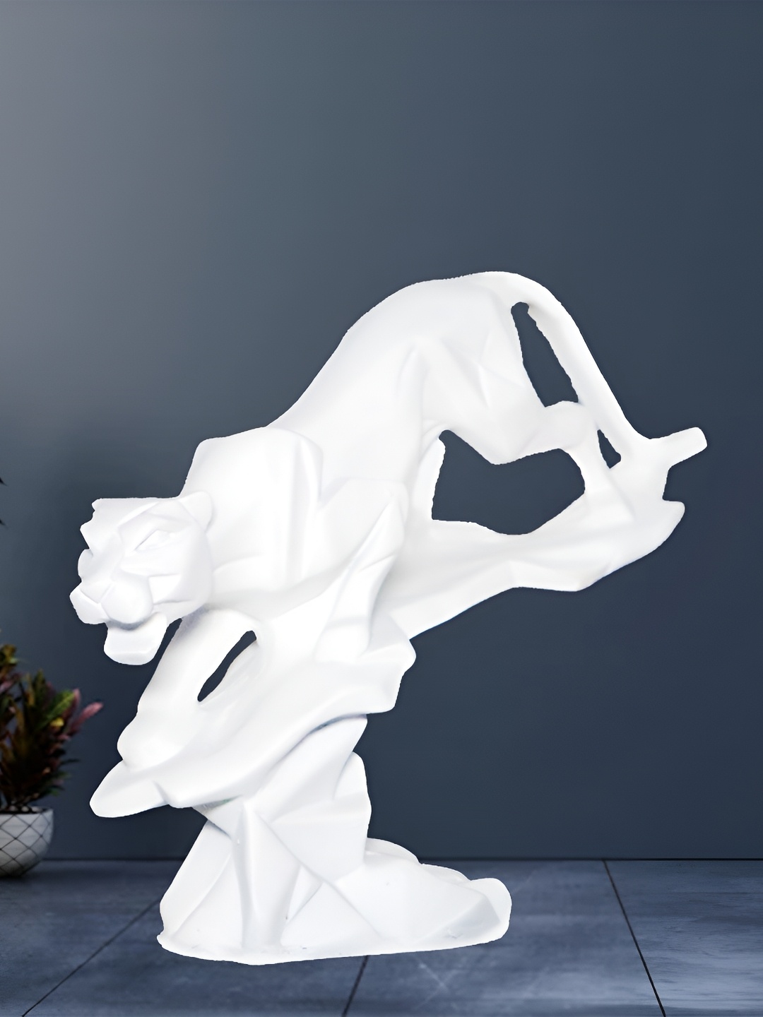 

HOME AUZAR White Animals Curio Showpiece