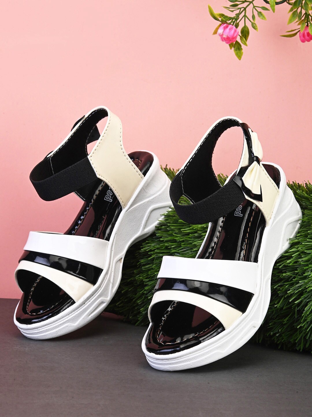 

BAESD Open Toe Flatform Heels, Black