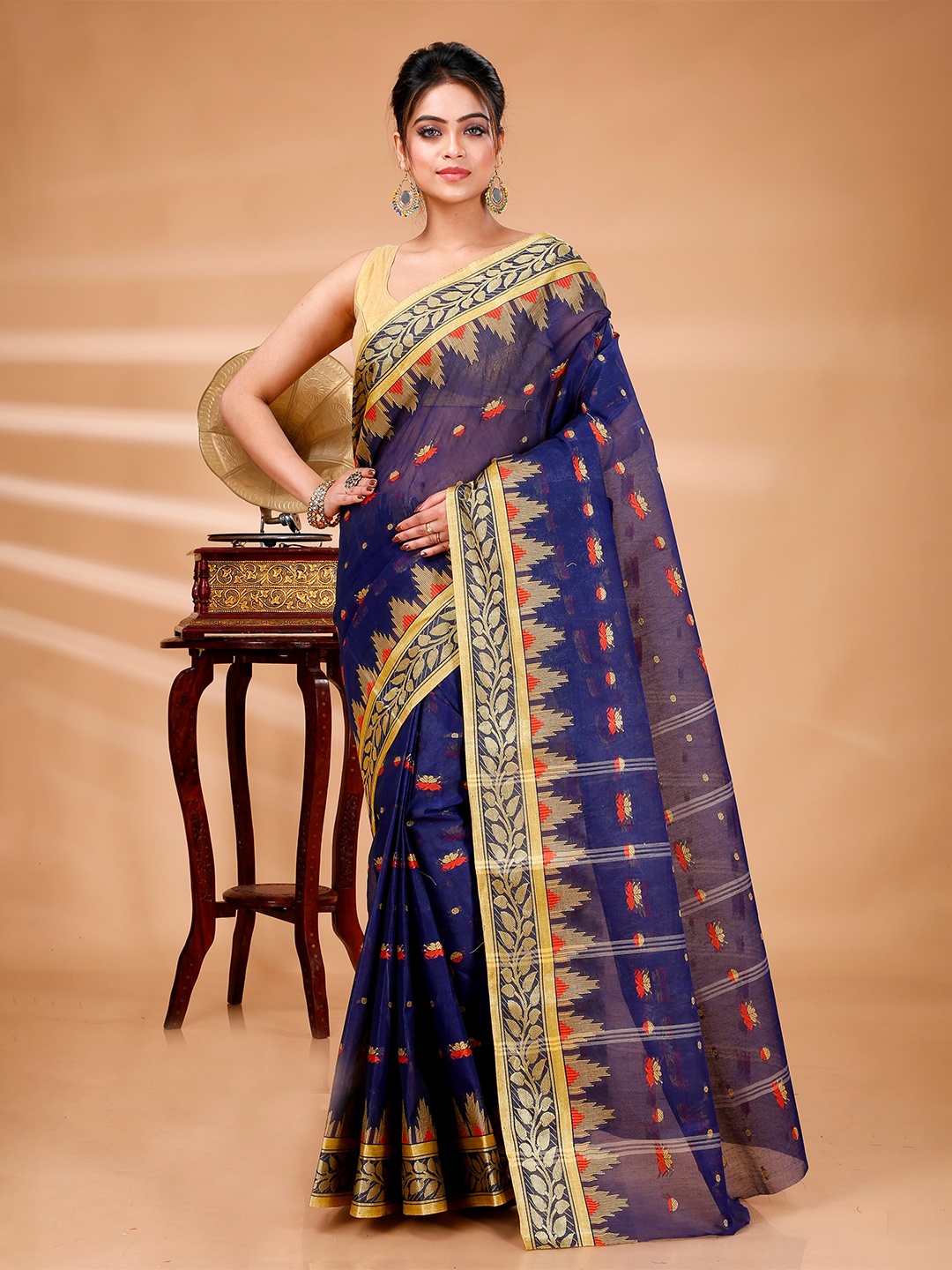 

DipDiya Ethnic Woven Design Zari Pure Cotton Taant Saree, Navy blue