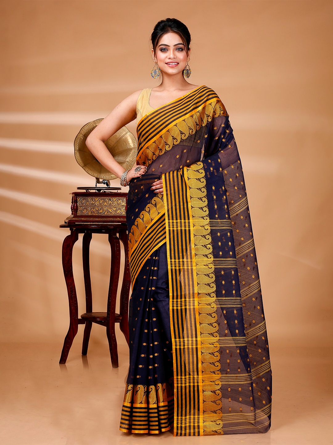 

DipDiya Ethnic Motifs Zari Pure Cotton Taant Saree, Navy blue