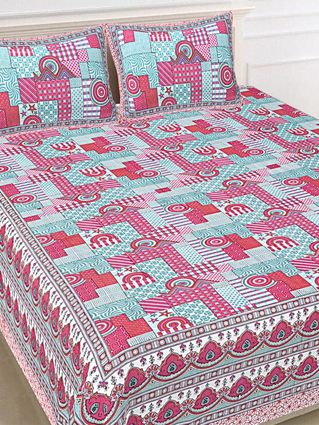 

SHOOLIN Pink & Turquoise Blue Geometric 144 TC King Bedsheet with 2 Pillow Covers