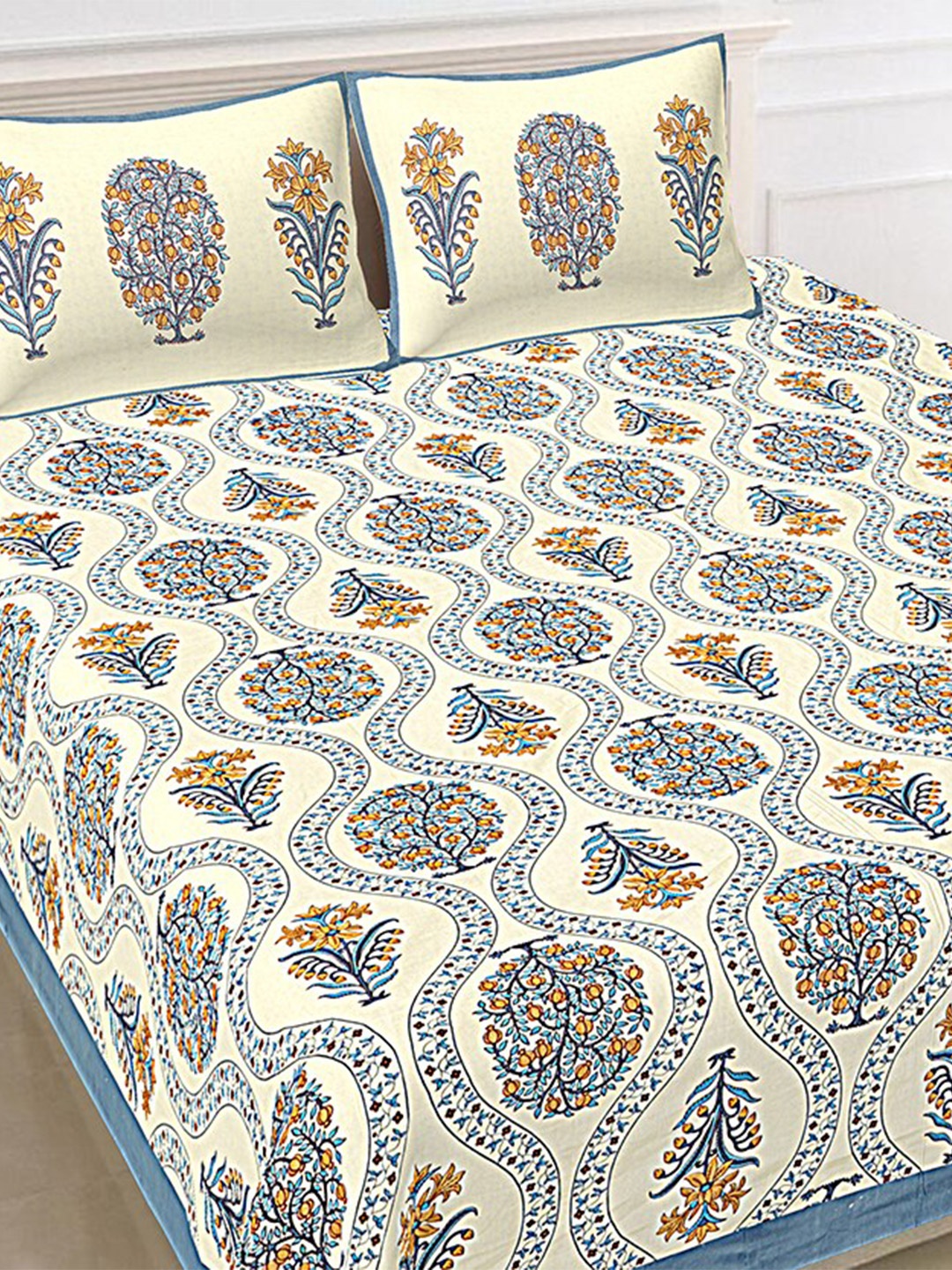 

SHOOLIN White & Blue Floral Printed 144 TC Cotton King Bedsheet with 2 Pillow Covers