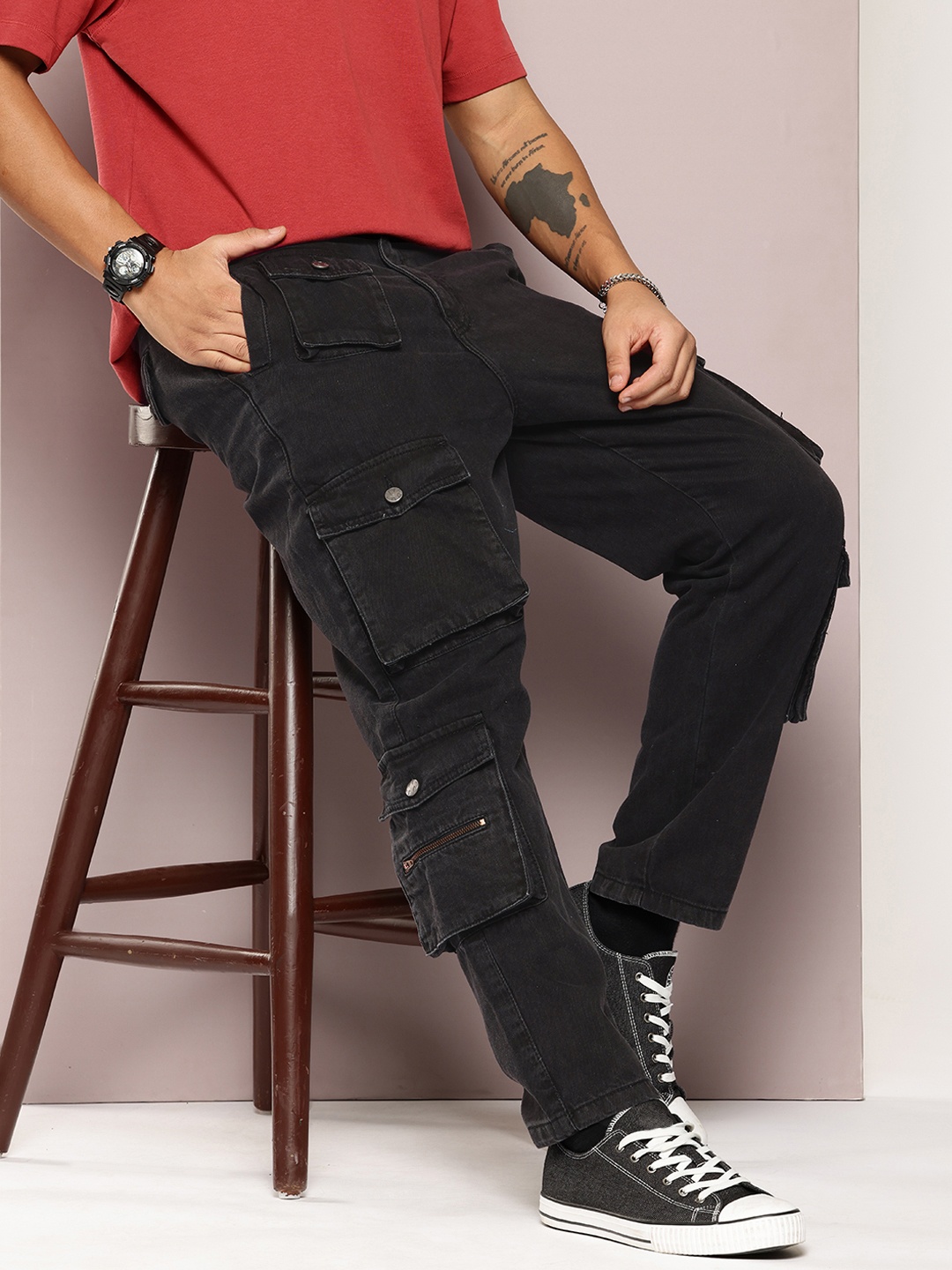 

Kook N Keech Men Pure Cotton Relaxed Fit Cargo Jeans, Charcoal