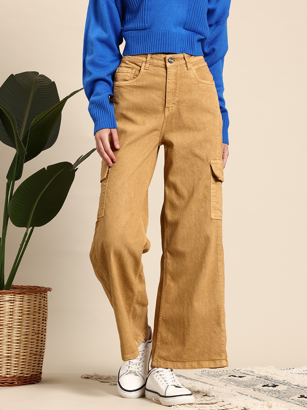 

Mast & Harbour Women Wide Leg Coloured Jeans, Rust