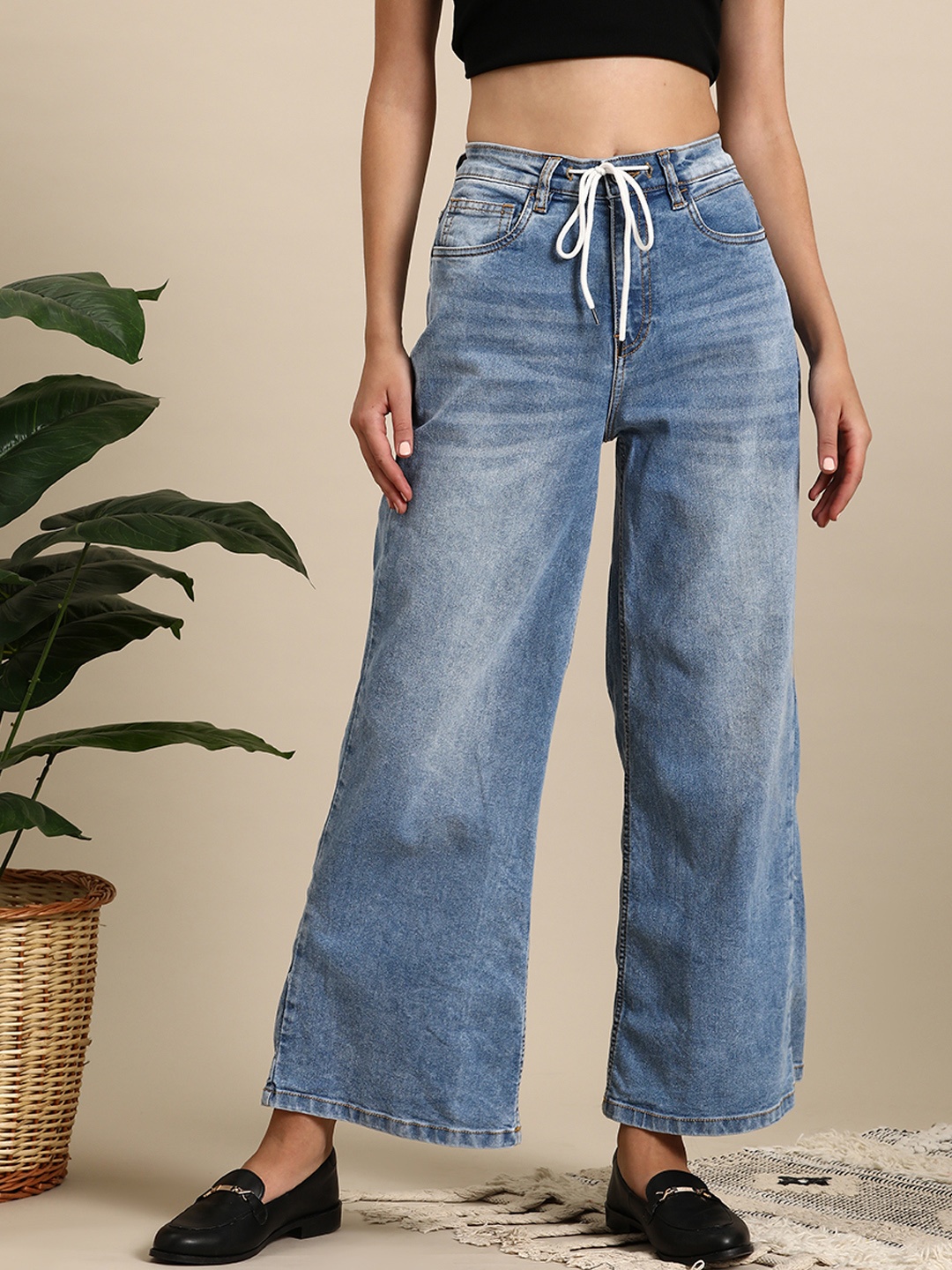 

Mast & Harbour Women Wide Leg Heavy Fade Stretchable Jeans, Blue