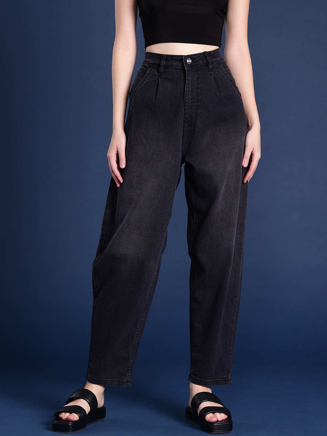 

Mast & Harbour Women Light Fade Jeans, Black