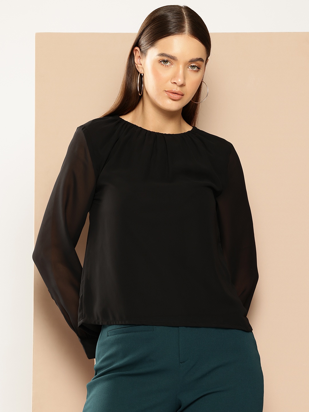 

Chemistry Boat Neck Cuffed Sleeves Top, Black