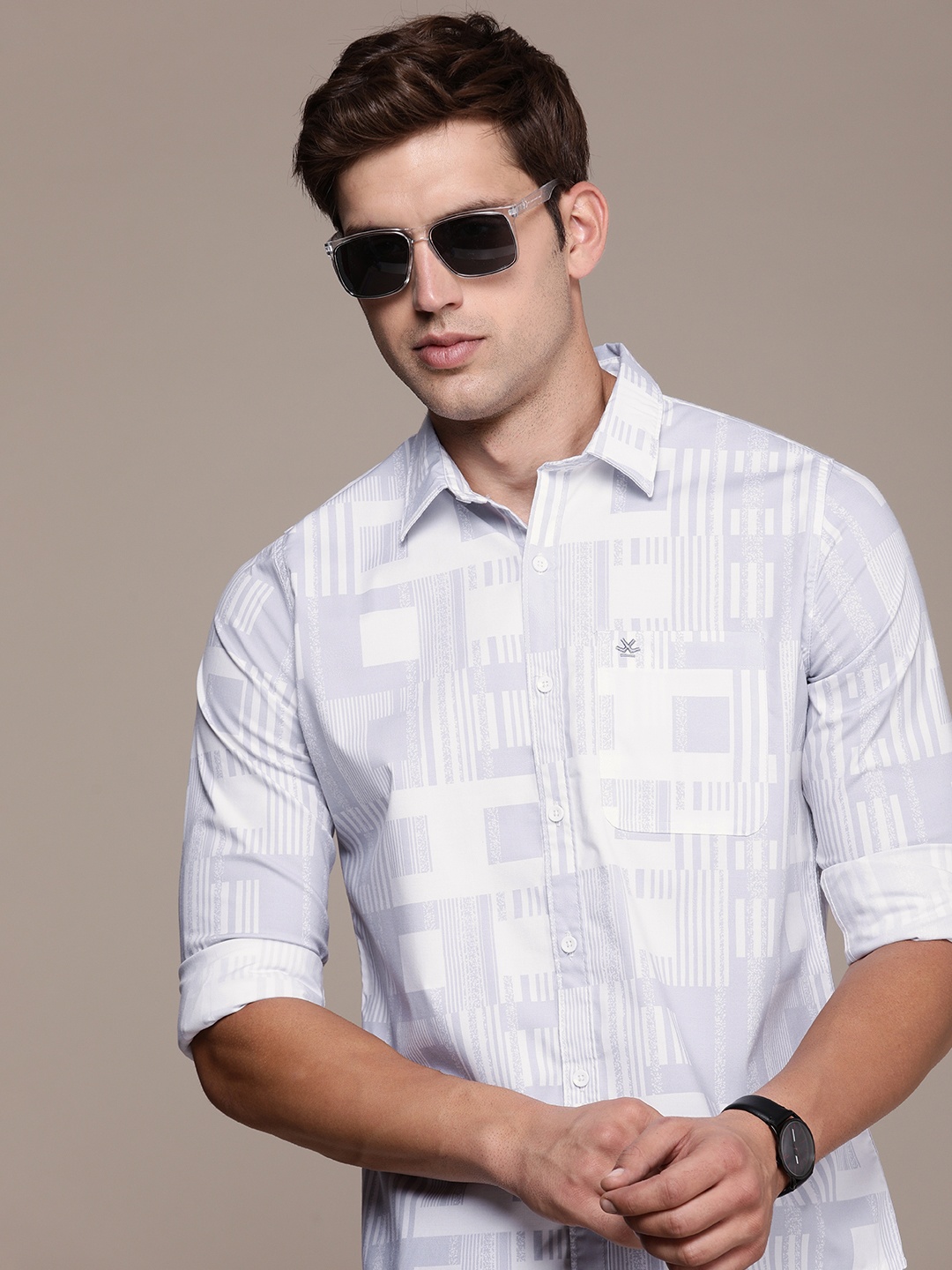

WROGN Slim Fit Geometric Printed Casual Shirt, Green