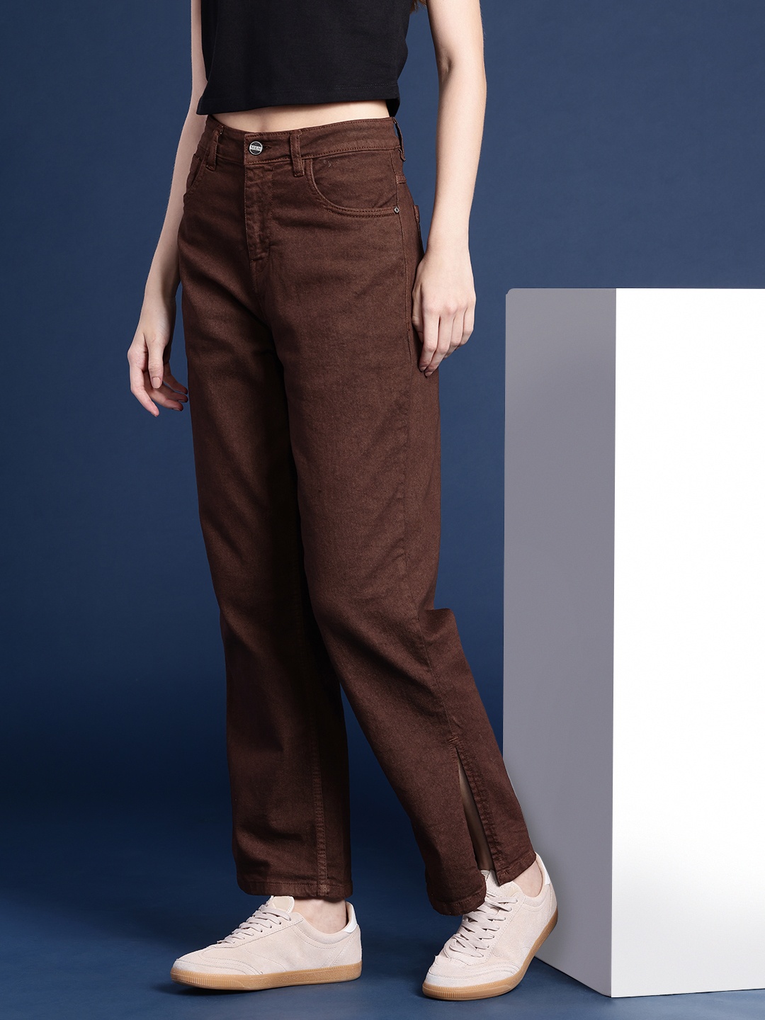 

Mast & Harbour Women Straight Fit Stretchable Mid-Rise Jeans, Brown