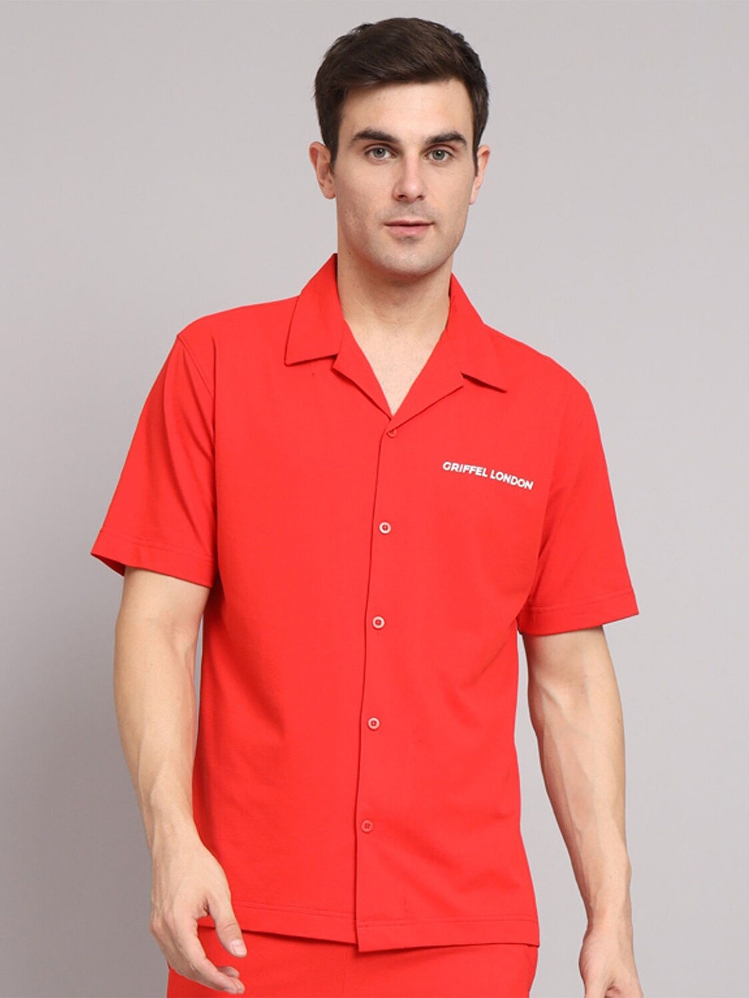 

GRIFFEL Premium Cuban Collar Short Sleeves Cotton Casual Shirt, Red