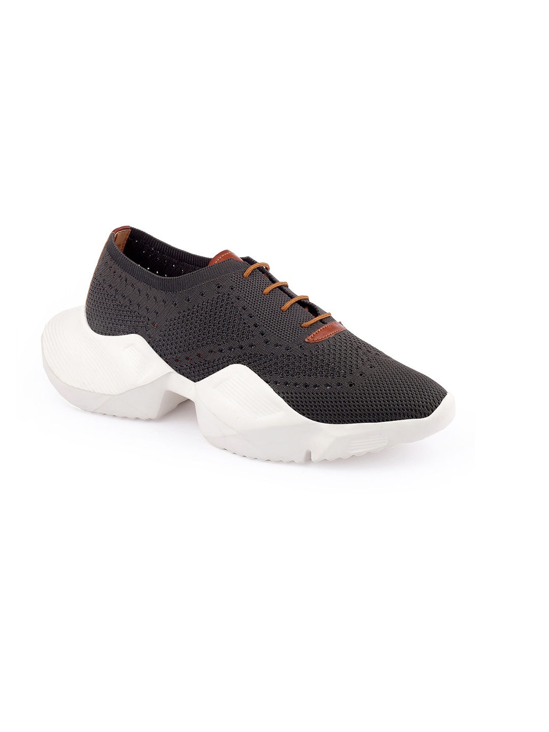 

Bxxy Men Textured Round Toe Mesh Brogues, Grey