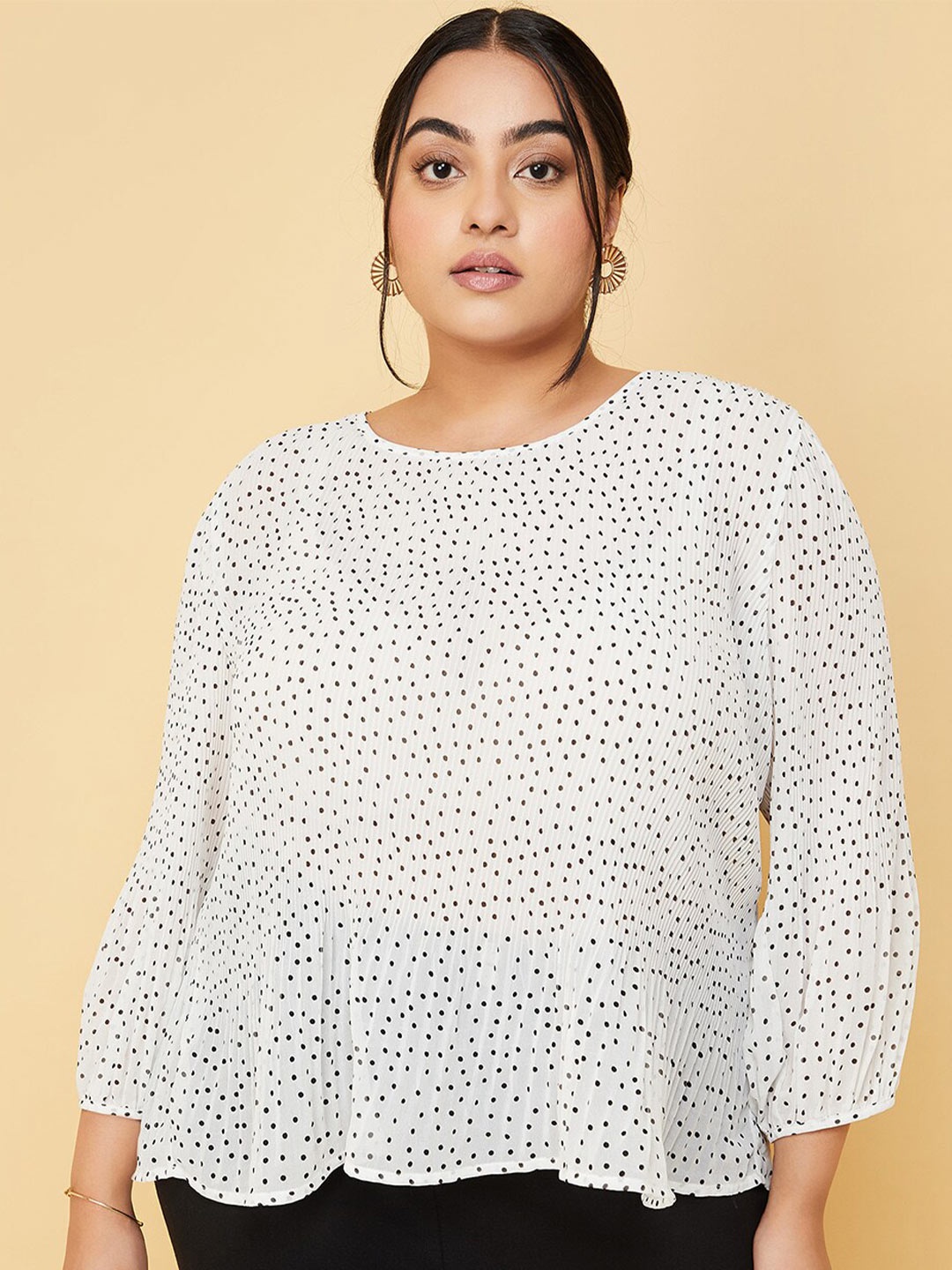 

max Plus Size Polka Dots Printed Puff Sleeved Top, White