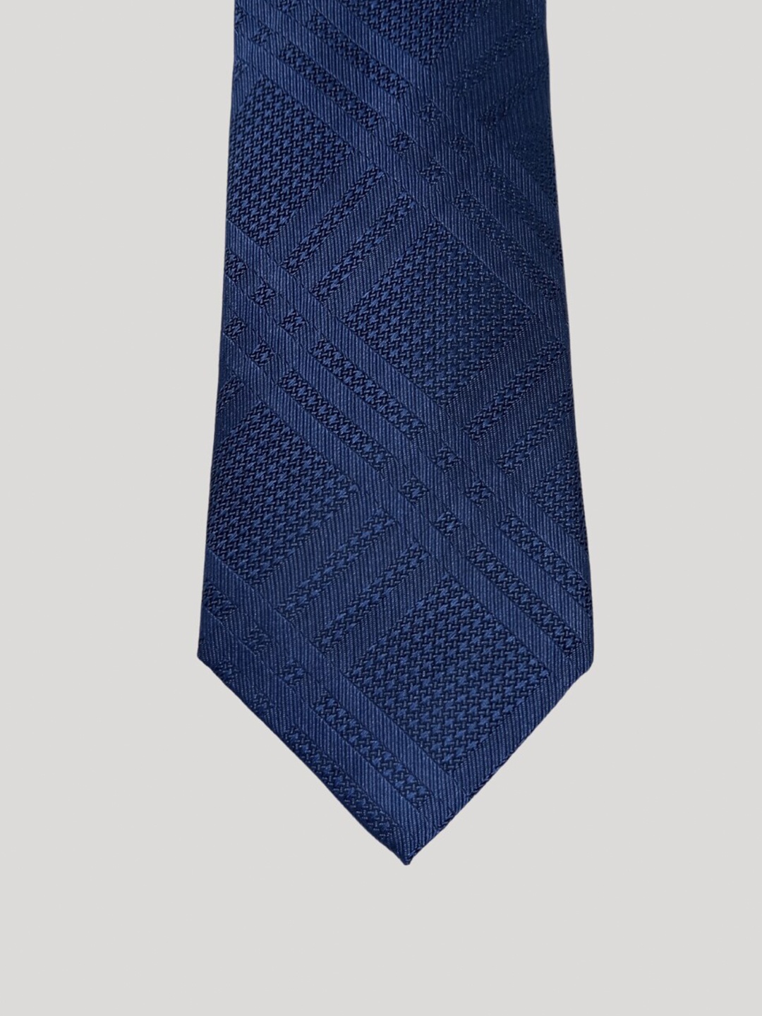 

The Tie Hub Men Classic Checked Silk Broad Necktie, Blue