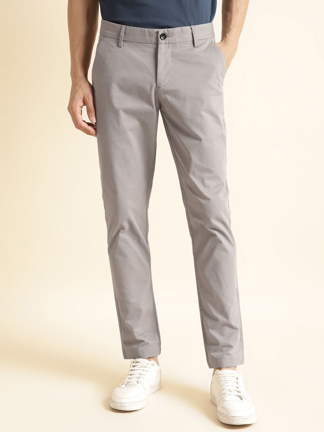 

Andamen Men Flat-Front Embroidered Chino, Grey