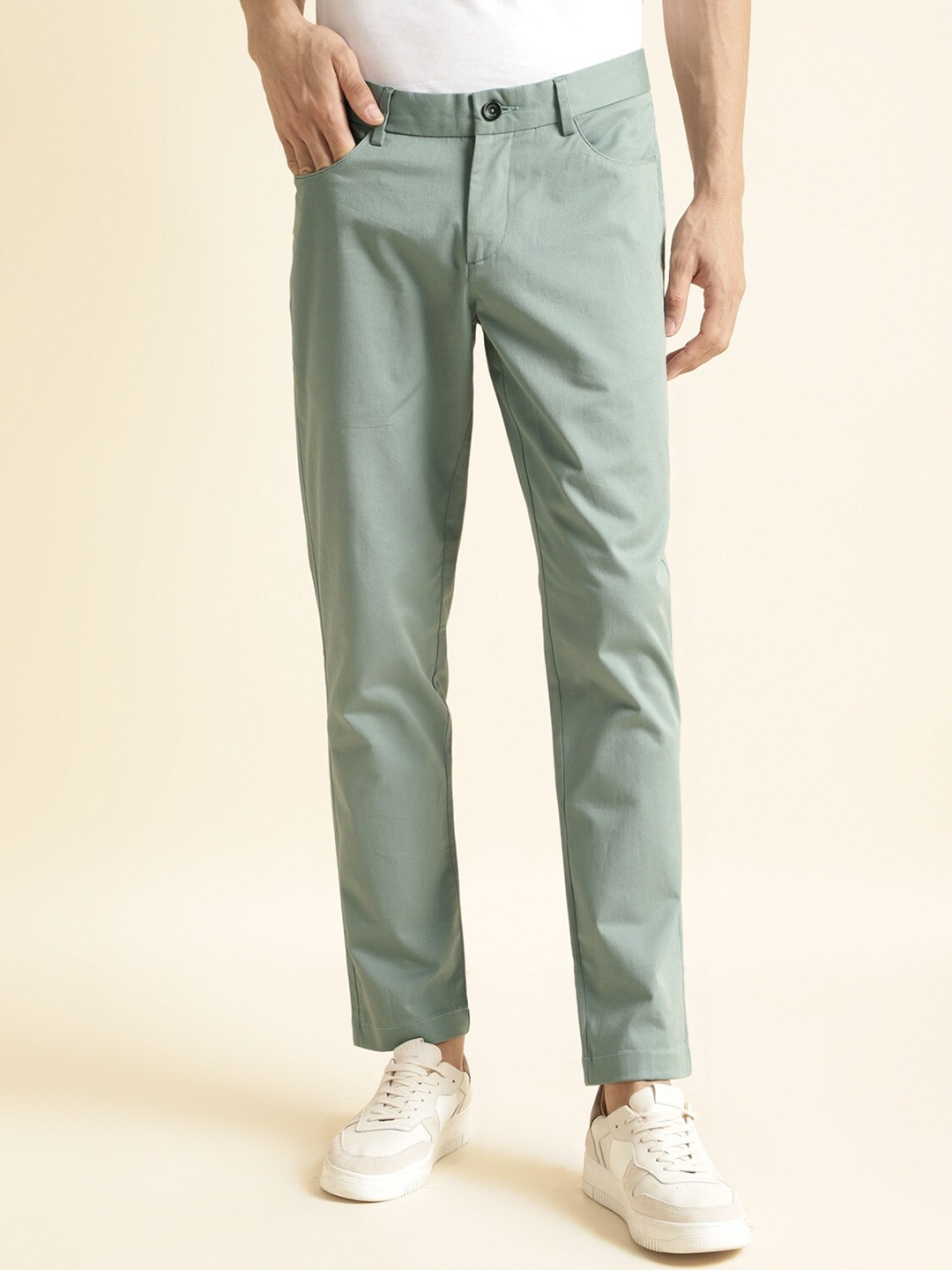 

Andamen Ultra Men Slim Fit Embroidered Chinos, Green